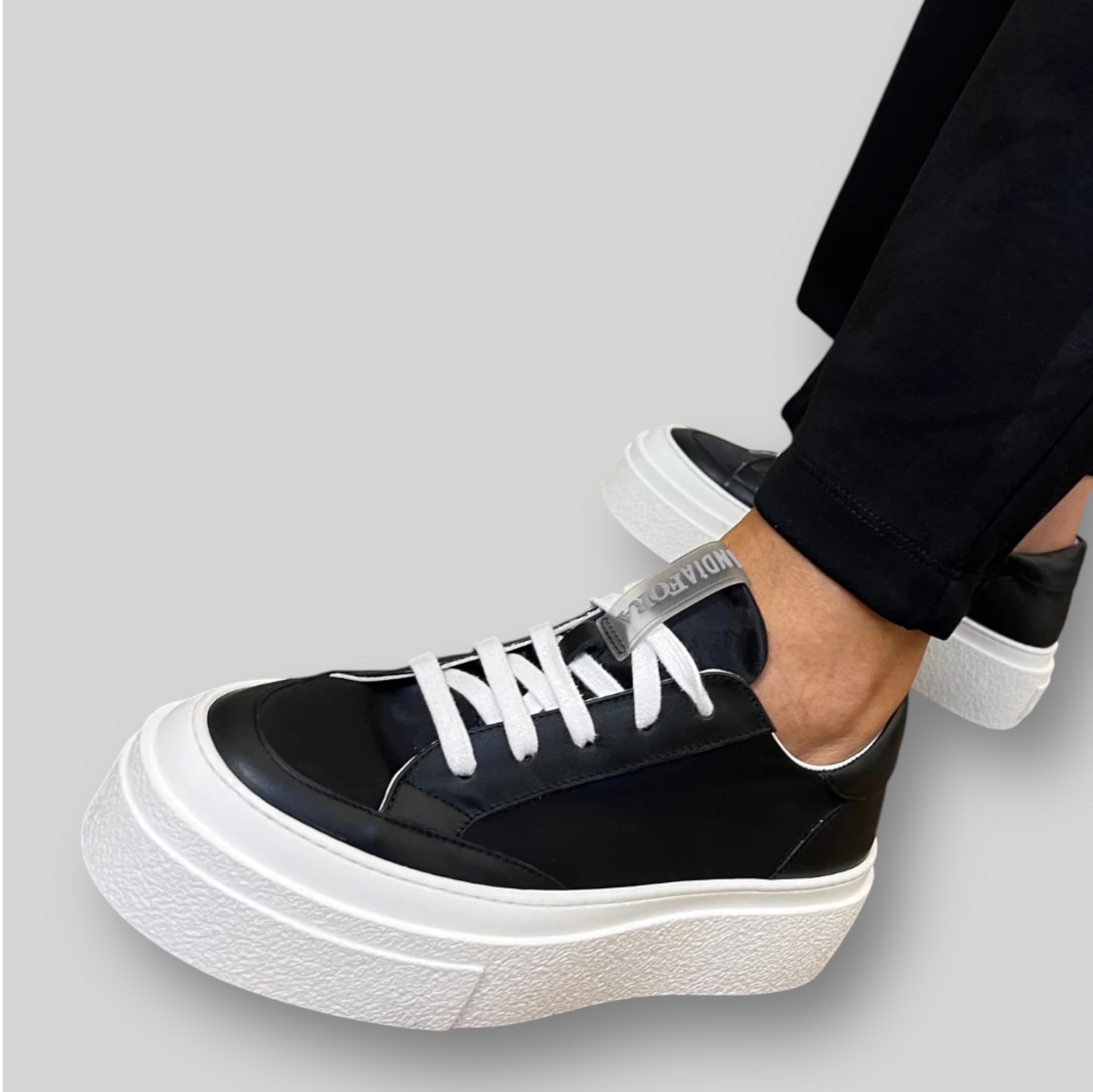 Andia Fora Izar Satin Dreamer Studio RA Boutique