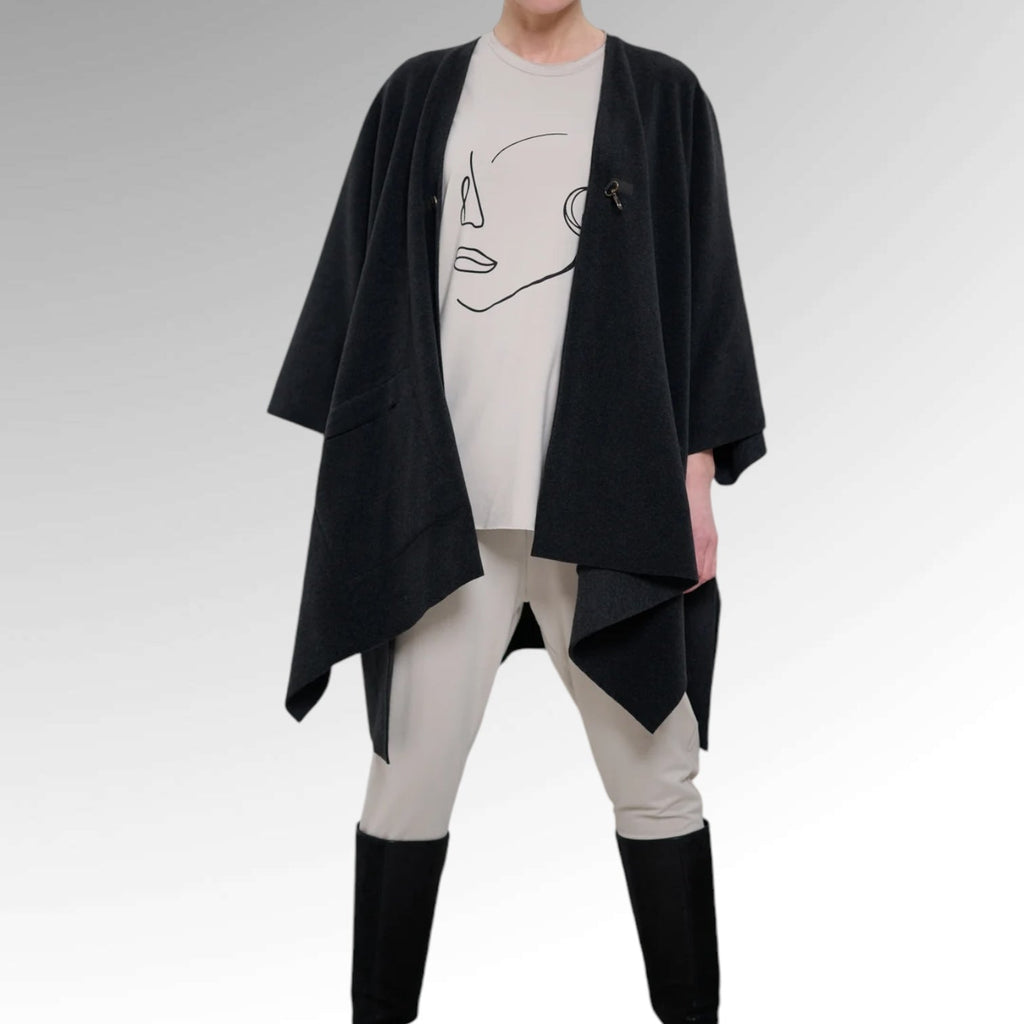 Henriette Steffensen Poncho - Studio RA Boutique